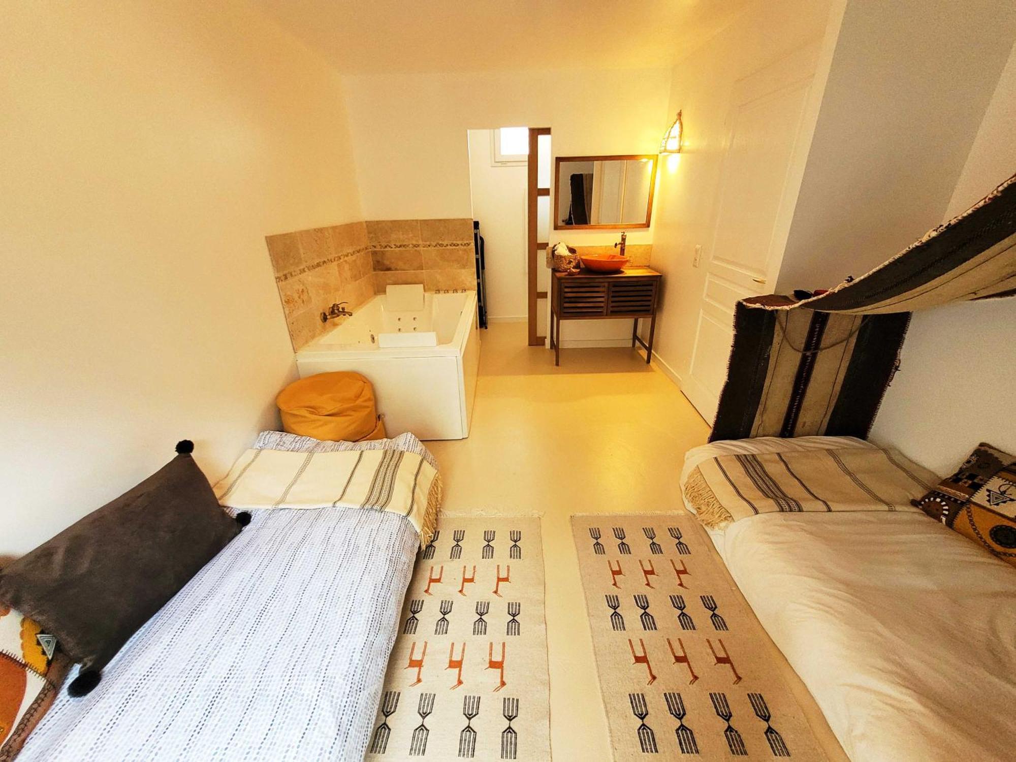 Dream Of Mediterranean House, Jacuzzi, Bbq, Delices Ensoleilles Sartrouville Exteriér fotografie